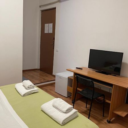 B&B Casa Felicita โรม ภายนอก รูปภาพ