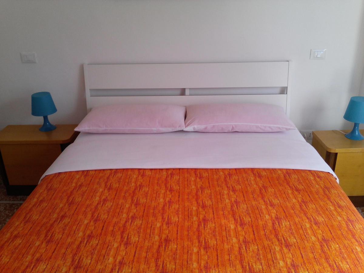 B&B Casa Felicita โรม ภายนอก รูปภาพ